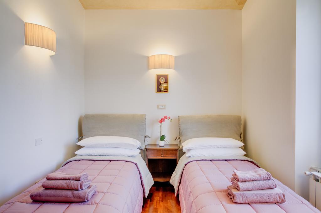 Mecenate 69 Suite Arezzo Quarto foto